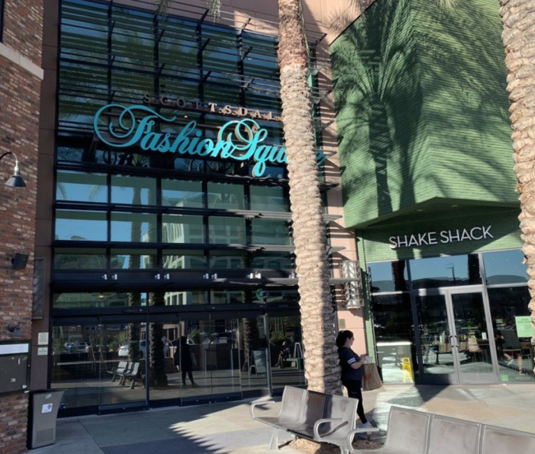 Shake Shack Fashion Square Scottsdale 768x652